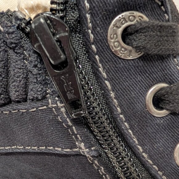 Täos Footwear Startup Mid Top Sneaker in Black Distressed - NO INSOLES - Picture 6 of 16